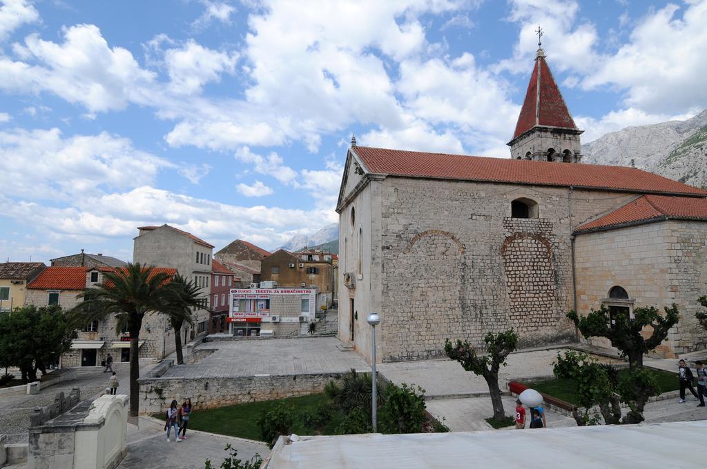 Guesthouse Rebecca Makarska Eksteriør bilde